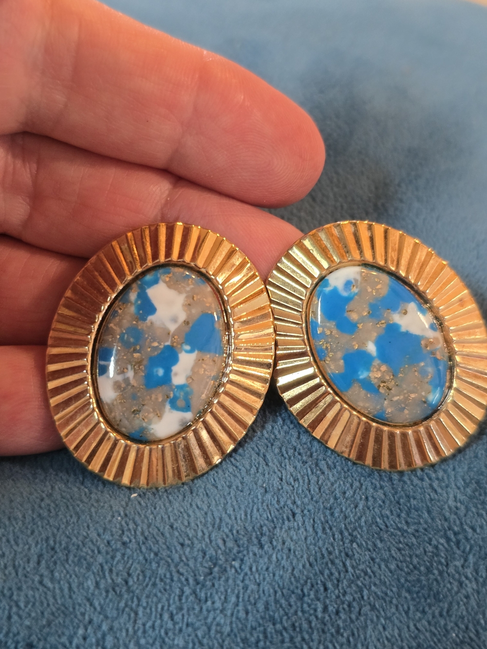 Vintage Gold-Tone Oval Blue & White Statement Earrings Pierced